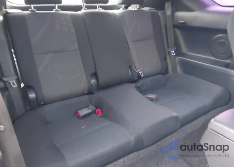 2011 Scion Tc из США, поврежденный, VIN JTKJF5C77B3008910